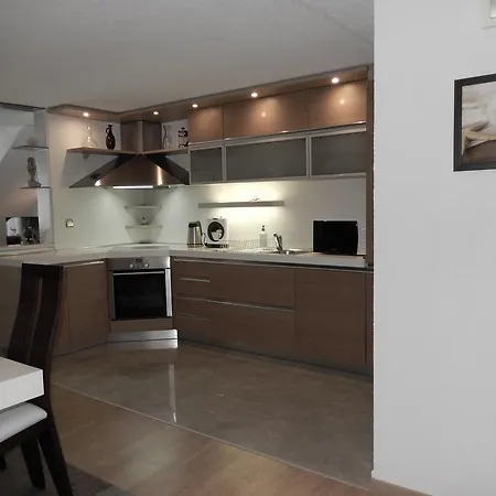 Sea View Gagula Penthouse Apartment *